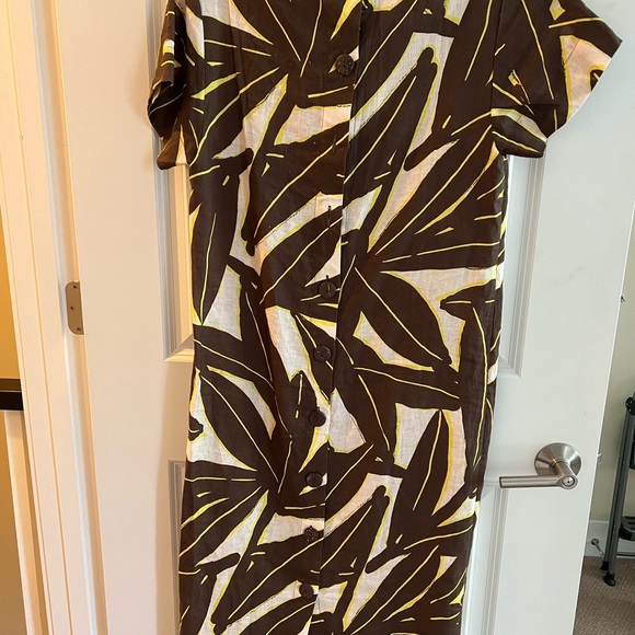 Whit Two banana print linen shift dress - Picture 2 of 6